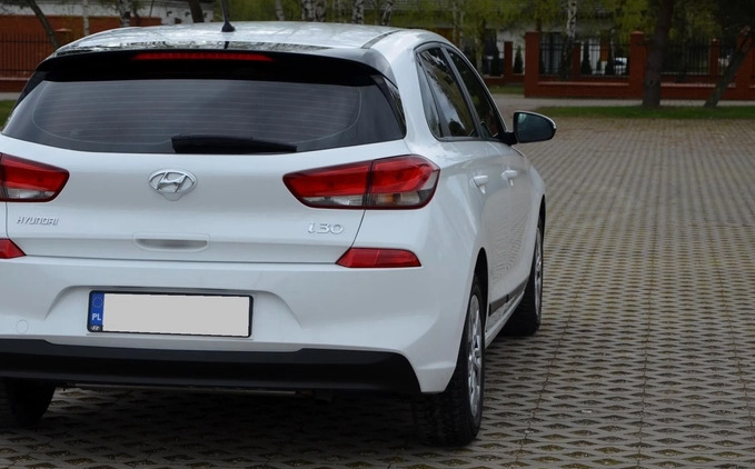 Hyundai I30 cena 46900 przebieg: 145000, rok produkcji 2018 z Sochaczew małe 326